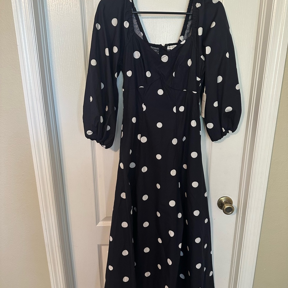 ⚡️NWT Elegant Navy and White Polka Dot Long Sleeve Dress - Picture 2 of 8